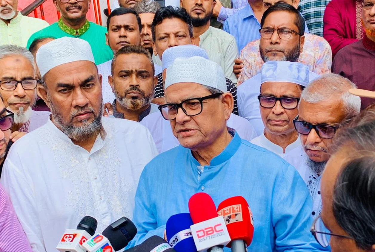 ফেব্রুয়ারিতে নির্বাচনের মধ্যদিয়ে দেশে গণতন্ত্র ফিরবে : মির্জা ফখরুল