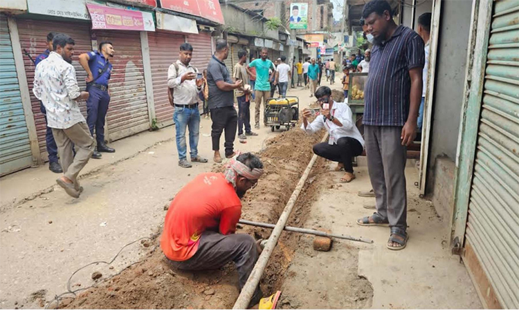 ঢাকাসহ তিনটি জেলায় অবৈধ গ্যাস ও জ্বালানি তেল সংযোগ বিচ্ছিন্নকরণে বিশেষ অভিযান