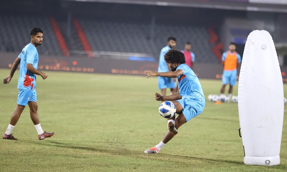 কখন কোথায় কিভাবে দেখা যাবে বাংলাদেশ-ভারত ম্যাচ