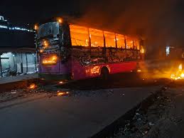 গাজীপুরে ভোরে দাঁড়িয়ে থাকা আরেকটি বাসে অগ্নিসংযোগ