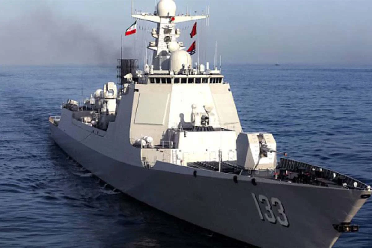 সমুদ্রের নিচে থাকা মিসাইলের সুড়ঙ্গ উন্মোচন করল ইরান