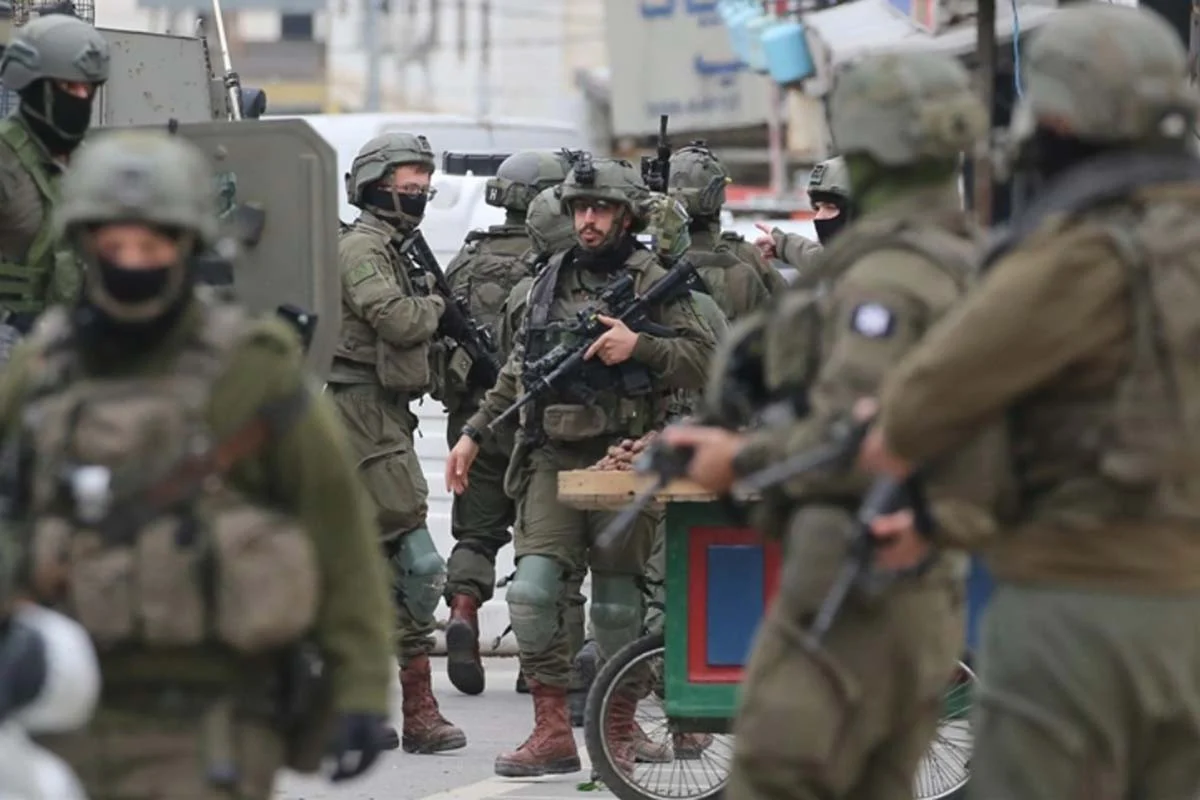 যুদ্ধবিরতি সত্ত্বেও গাজায় ইসরায়েলি হামলায় নিহত ৩