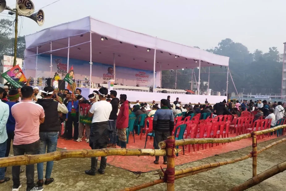 চট্টগ্রামে তারেক রহমানের সমাবেশে জড়ো হচ্ছেন নেতাকর্মীরা