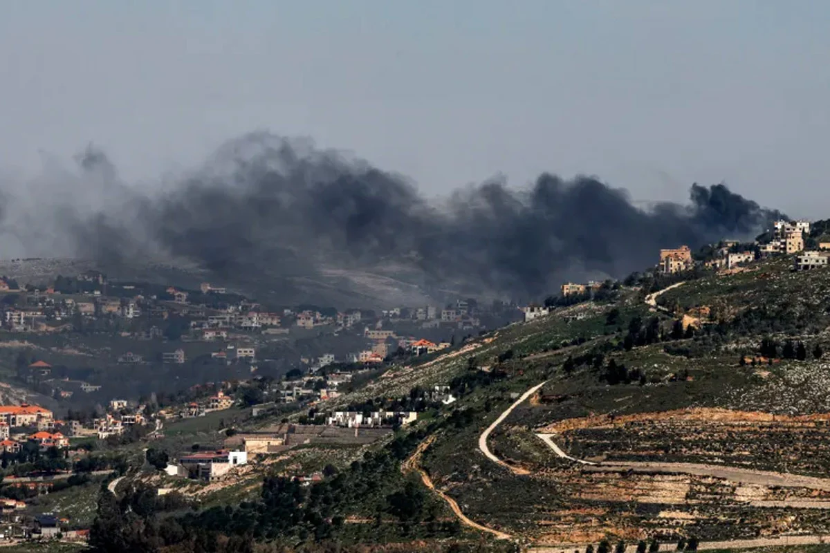 যুদ্ধবিরতি লঙ্ঘনের জবাবে ইসরায়েলে হিজবুল্লাহর রকেট হামলা