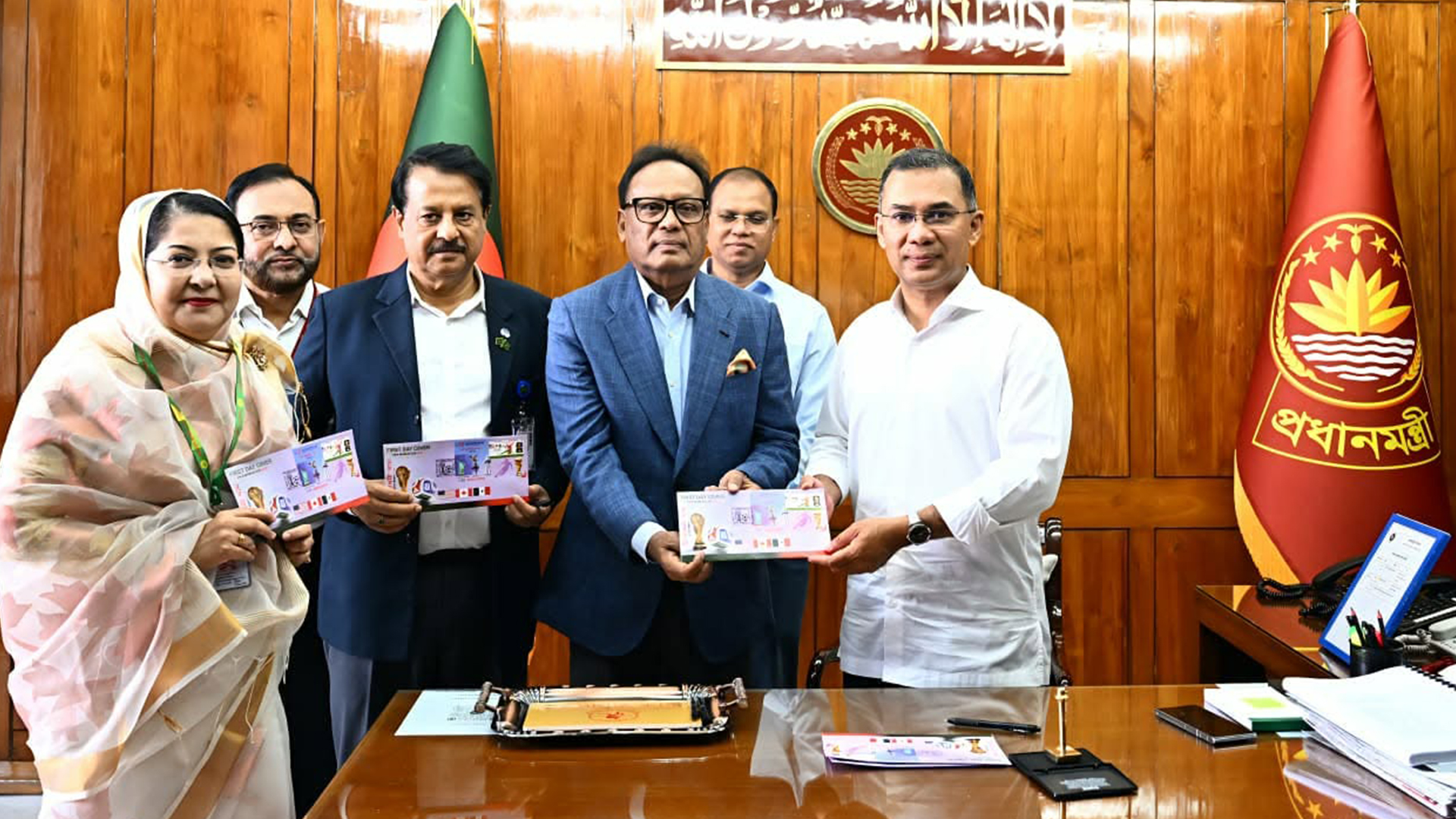 বিশ্বকাপ ফুটবল: স্মারক ডাকটিকিট উন্মোচন করলেন প্রধানমন্ত্রী