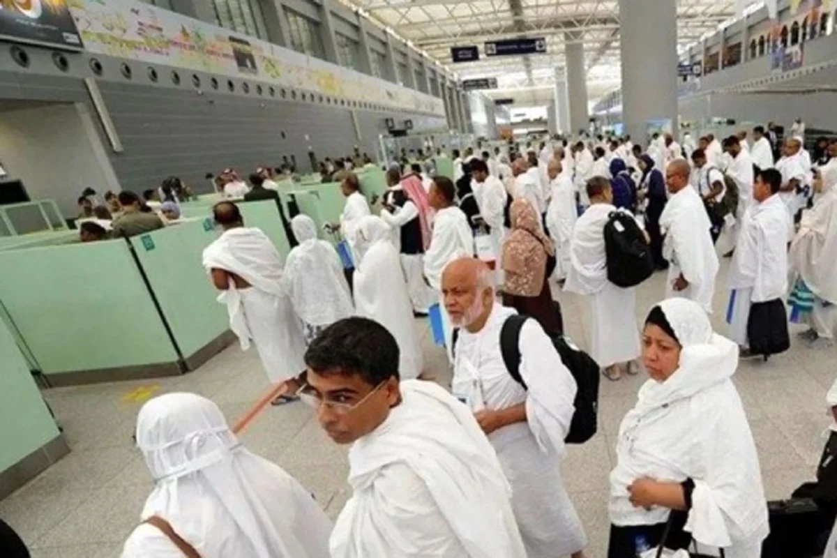 দেশে ফিরলেন ৪১ হাজার ২৩২ হাজি