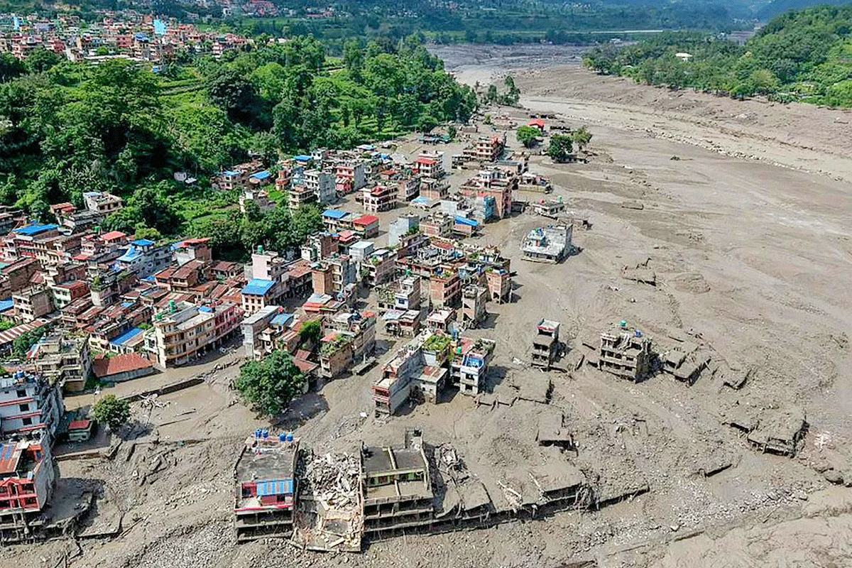 নেপালে আকস্মিক বন্যায় নিহত বেড়ে ৫৮৪, নিখোঁজ ২৪৮২